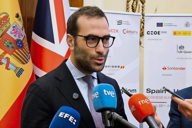 carlos-cuerpo-defiende-en-londres-avanzar-rapido-en-la-movilidad-laboral-entre-el-reino-unido-y-espana
