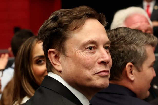 musk-secuestra-la-llamada-de-ganancias-de-tesla-para-garantizar-un-plan-de-pago-de-1-billon-de-dolares