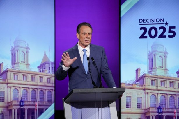 los-partidarios-de-cuomo-se-apresuran-a-construir-juegos-terrestres-en-los-ultimos-dias-de-campana
