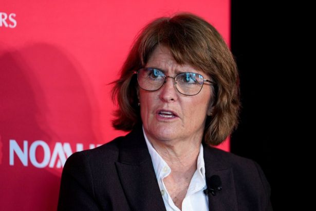 el-rba-decidira-si-reducira-las-tasas-para-impulsar-el-empleo,-dice-bullock