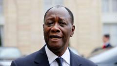el-presidente-de-costa-de-marfil,-de-83-anos,-asegura-su-cuarto-mandato-tras-la-exclusion-de-dos-rivales