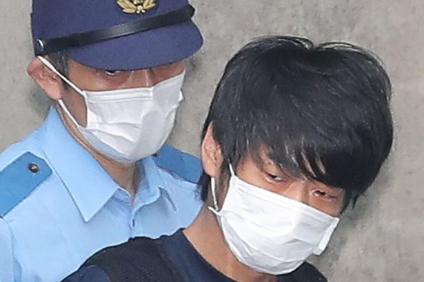 el-asesino-acusado-del-ex-primer-ministro-japones-se-declara-culpable,-dicen-los-medios