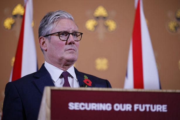 el-trabajo-de-starmer-se-hunde-a-la-calificacion-mas-baja-en-la-encuesta-de-yougov