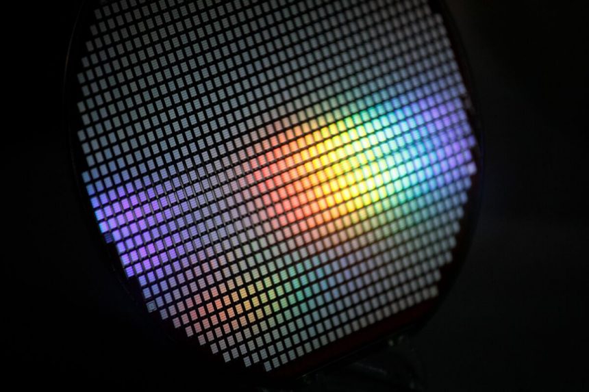 malasia-dice-estar-en-mejor-posicion-para-negociar-cualquier-arancel-de-chips-estadounidense