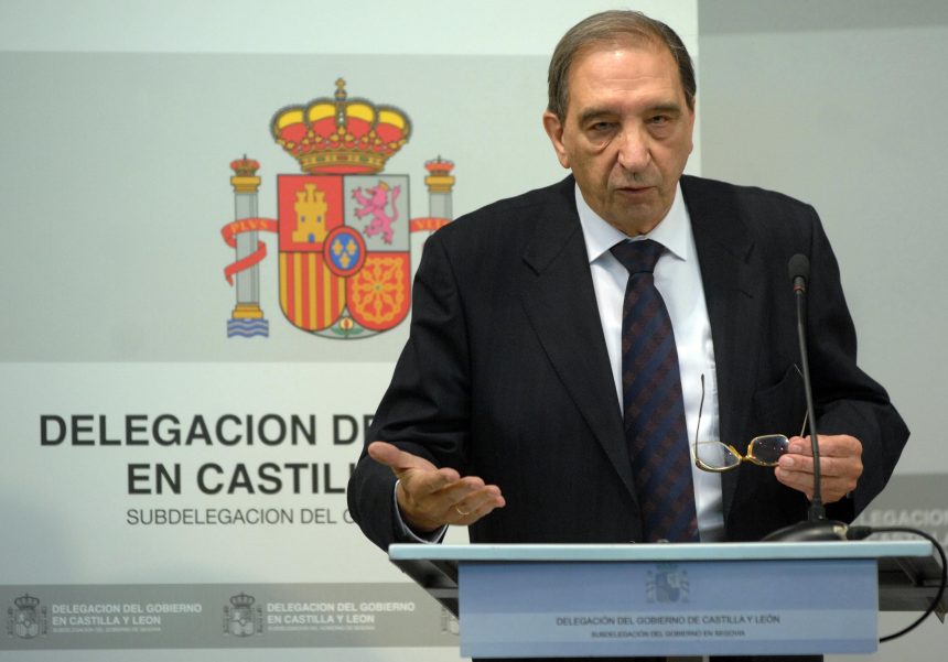 muere-rafael-calvo-ortega,-ministro-de-trabajo-cuando-se-aprobo-el-estatuto-de-los-trabajadores