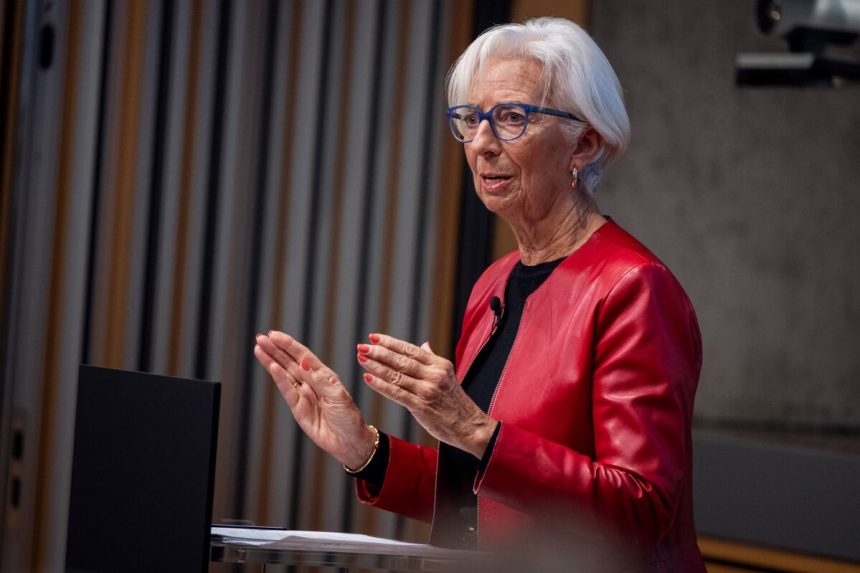 lagarde-del-bce-dice-que-el-poder-de-veto-mantiene-como-rehen-a-la-ue-«vulnerable»