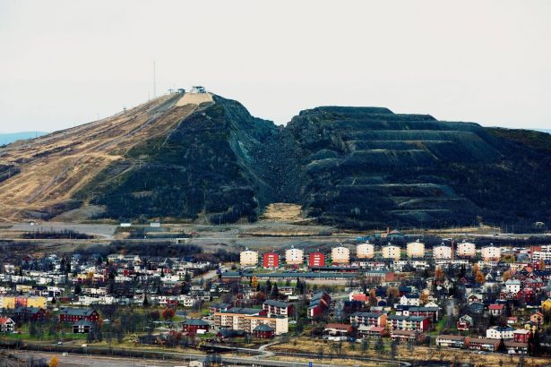 las-necesidades-de-materias-primas-de-europa-expulsan-a-miles-de-personas-de-suecia