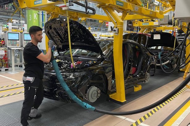 la-economia-de-la-zona-euro-registra-una-leve-mejoria-en-el-tercer-trimestre-del-ano-al-crecer-un-0,2%