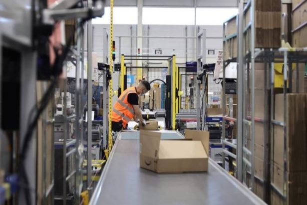 amazon-plantea-un-ere-en-espana-para-1.200-trabajadores-de-sus-oficinas-corporativas-de-madrid-y-barcelona