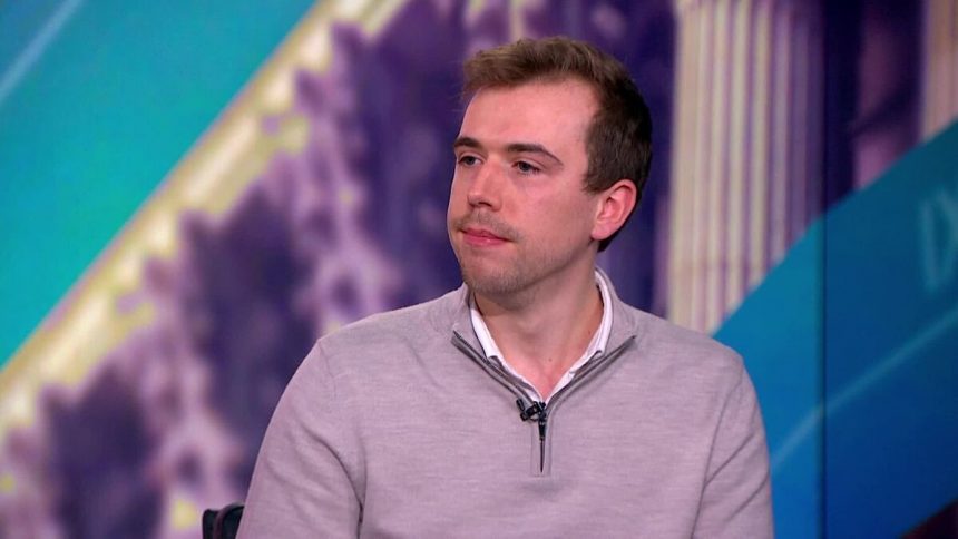 el-oso-solitario-de-fiserv:-un-analista-de-26-anos-explica-su-decision-antes-de-una-gran-liquidacion