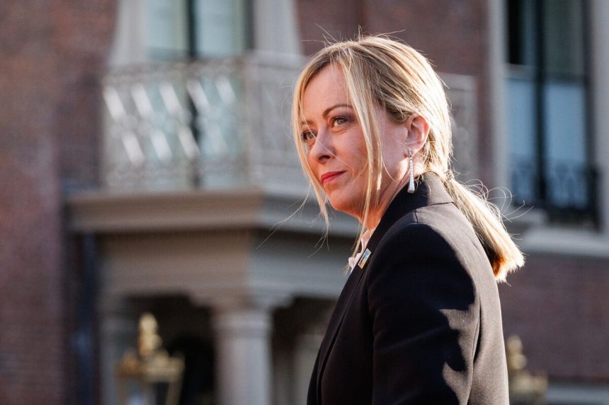 se-levanta-la-perspectiva-de-italia-mientras-el-alcance-elogia-la-reparacion-fiscal-bajo-meloni