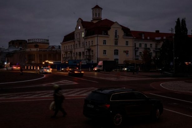 ucrania-denuncia-ataques-a-subestaciones-electricas-vitales-para-plantas-nucleares