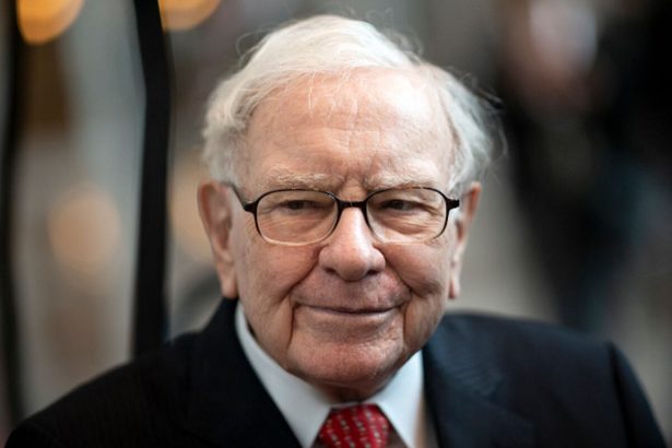 la-pila-de-efectivo-de-buffett-en-berkshire-hathaway-se-eleva-a-382-mil-millones-de-dolares