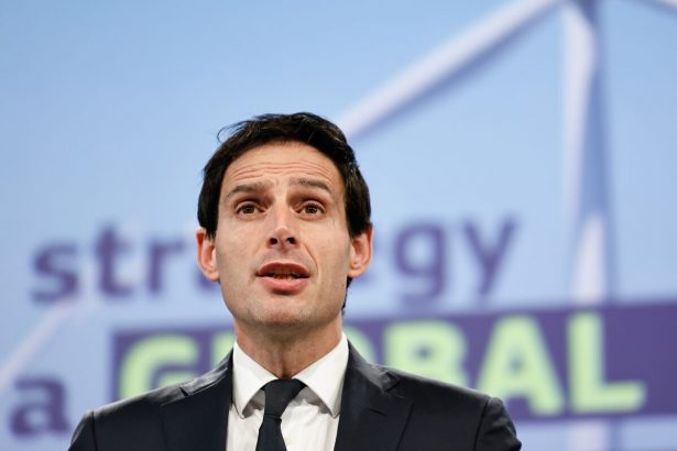 el-giro-de-trump-es-un-«momento-decisivo»-para-el-clima,-dice-hoekstra-de-la-ue