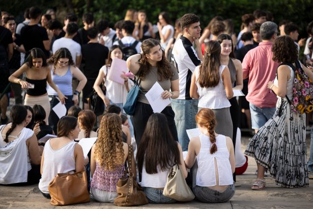 las-claves-del-estatuto-del-becario:-¿que-cambiaria-en-las-practicas?-¿a-que-se-arriesgan-las-entidades-que-no-cumplan?