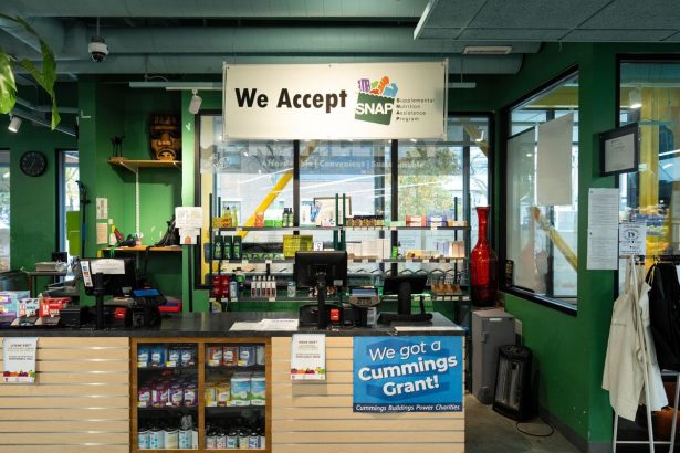 estados-unidos-enviara-fondos-snap-a-pesar-de-la-publicacion-de-trump,-dice-la-casa-blanca