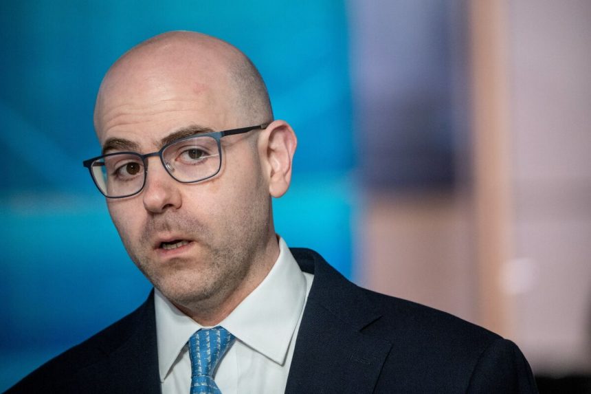 miran-de-la-fed-dice-que-los-datos-de-empleo-de-adp-son-ligeramente-mejores-de-lo-esperado