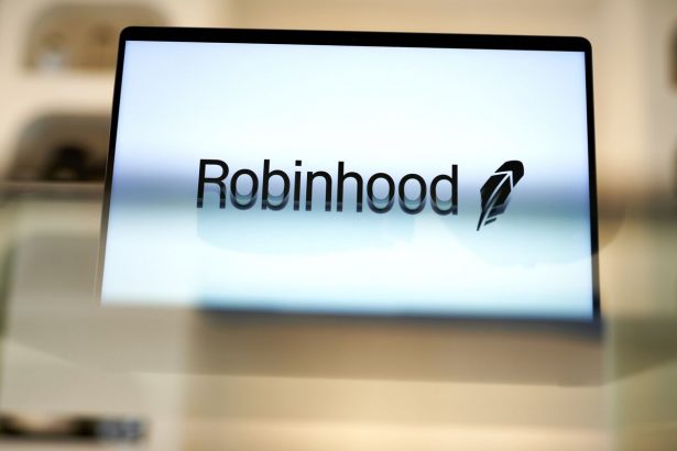 los-ingresos-por-criptomonedas-de-robinhood-no-alcanzan-las-estimaciones-y-el-director-financiero-se-marcha-en-el-primer-trimestre