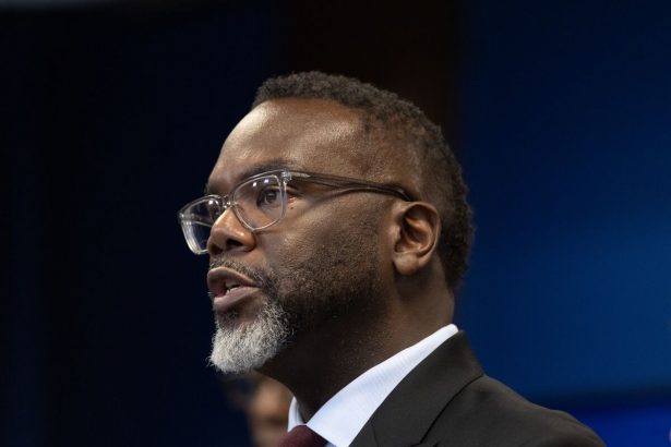 las-perspectivas-de-chicago-bajan-un-escalon-segun-s&p-por-deficits-y-problemas-de-pensiones