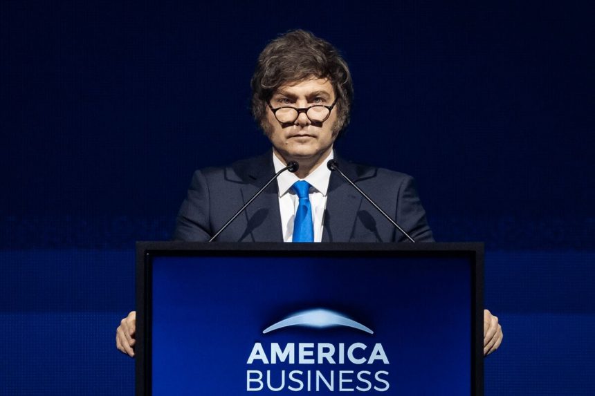 pimco-insta-a-milei-a-dejar-flotar-el-peso-mientras-‘los-tiempos-sean-buenos’